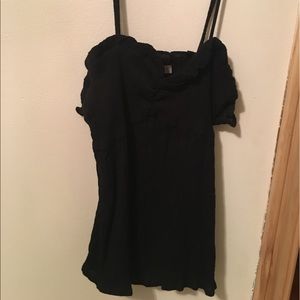 Flowwy Black tank top